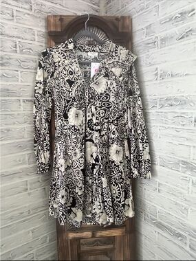 Umgee Black and White Floral Paisley Tunic Dress